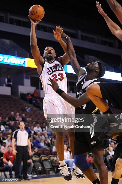 Justin Reed of the Bakersfield Jam puts up a shot against Pops Mensah-Bonsu of the Austin Toros in a NBAD League Game at the Rabobank Arena on...