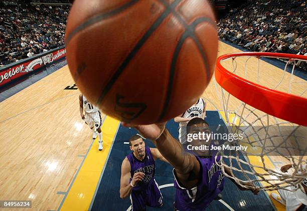 Jason Thompson of the Sacramento Kings shoots a layup in a game against the Memphis Grizzlies on February 20, 2009 at FedExForum in Memphis,...