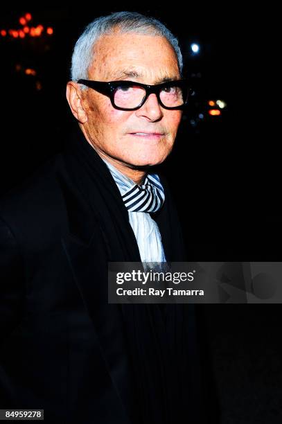 Hairdresser Vidal Sassoon arrives at Mr. Chow on February 20, 2009 in Beverly Hills, California.