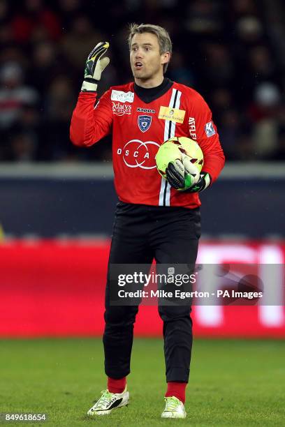 Bastia goalkeeper Mickael Landreau