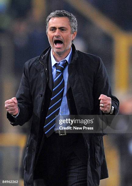 Inter Milan coach, Jose Mourinho celebrates during the Serie A match between Bologna and Inter at the Stadio Dallara on February 21, 2009 in Bologna,...