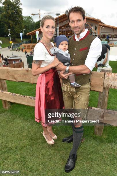 Sven Hannawald and his wife Melissa with son Glen during the 'Alpenherz' as part of the Oktoberfest 2017 at Kaefer Tent on September 19, 2017 in...