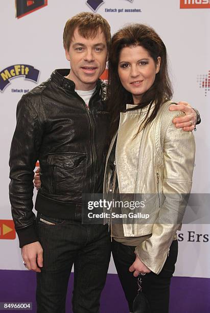 Comedian Michael Mittermeier and his wife, singer Gudrun Allwang, attend the 2009 Echo Music Awards at the O2 Arena on February 21, 2009 in Berlin,...