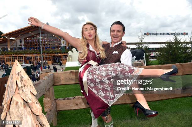 Stefan Mross and his girlfriend Anna-Carina Woitschack during the 'Alpenherz' as part of the Oktoberfest 2017 at Kaefer Tent on September 19, 2017 in...