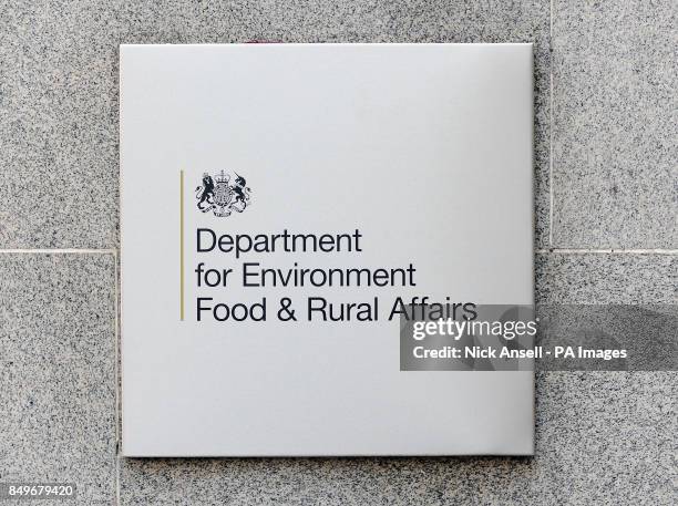 Frances Ridge Defra 83 Defra Headquarters Stock Photos, High-Res Pictures, and Images ...