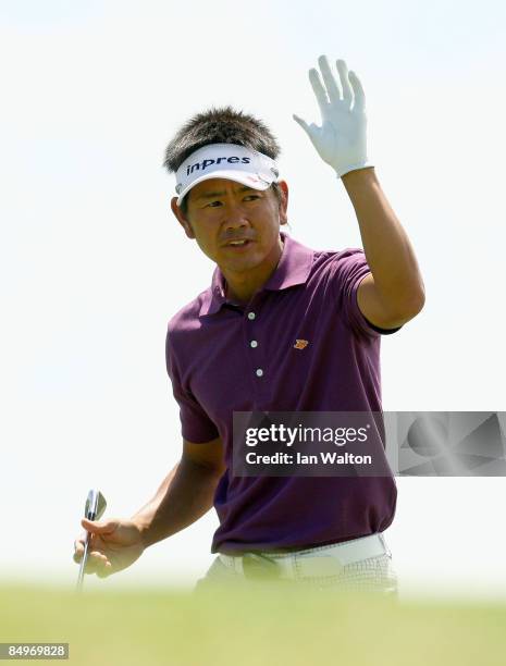 Hiroyuki Fujita of Japain acknowledges the crowd during round four of the 2009 Johnnie Walker Classic at The Vines Resort and Country Club on...