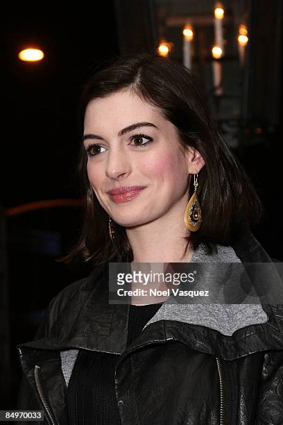 Anne Hathaway attends Sony Pictures Classics 2009 Oscar Nominee Dinner at Cecconi's on February 21, 2009 in Los Angeles, California.