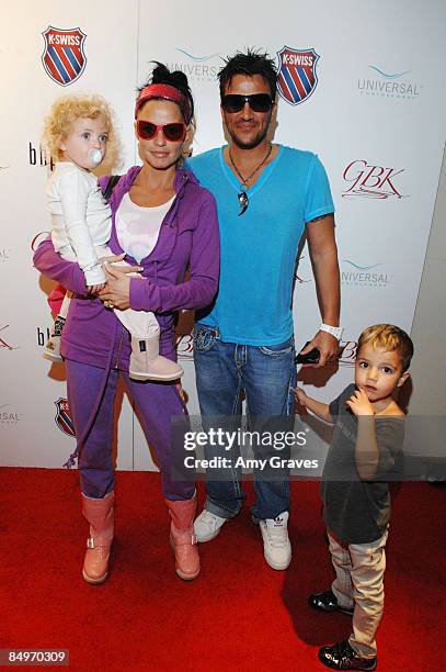 Television Personalities Katie Price, Peter Andre, Junior and Princess attend GBK's Oscar Lounge At SLS Hotel Day 2 on February 21, 2009 in Los...