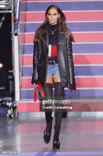 Model walks the runway at the TOMMYNOW by Tommy Hilfiger Fall Winter 2017 fashion show during London Fashion Week on September 19, 2017 in London,...