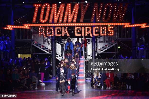 Models walk the runway at the TOMMYNOW by Tommy Hilfiger Fall Winter 2017 fashion show during London Fashion Week on September 19, 2017 in London,...