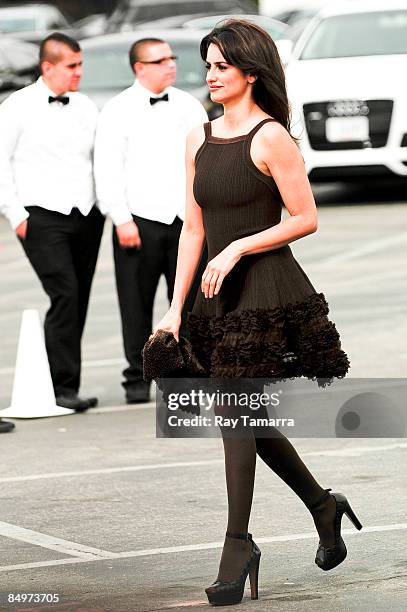 Actress Penelope Cruz walks in Santa Monica on February 21, 2009 in Santa Monica, California.