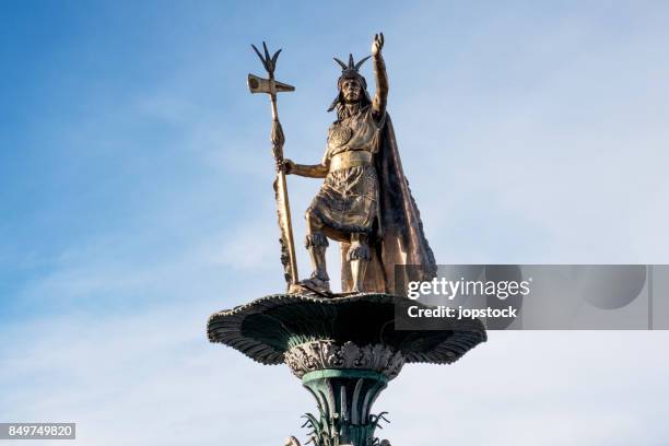 Inca Ruler Statue Inca Statue Photos and Premium High Res Pictures - Getty Images