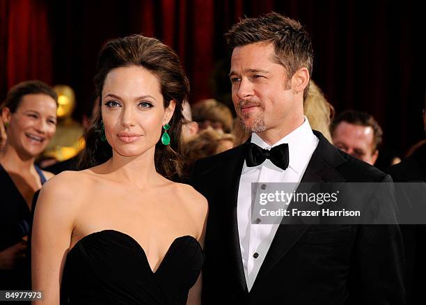 Actors Brad Pitt and Angelina Jolie arrive at the 81st Annual Academy Awards held at Kodak Theatre on February 22, 2009 in Los Angeles, California.