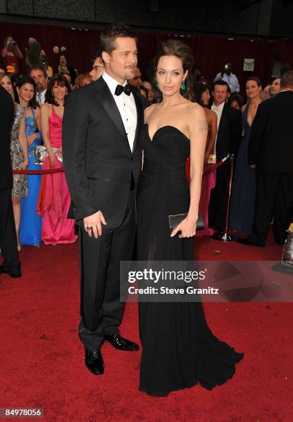 Actors Brad Pitt and Angelina Jolie arrive at the 81st Annual Academy Awards held at The Kodak Theatre on February 22, 2009 in Hollywood, California.