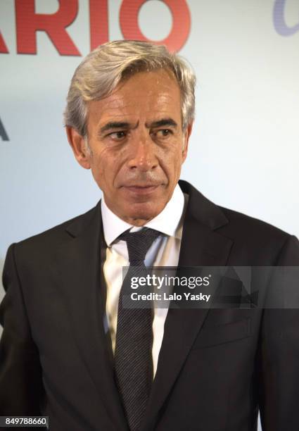 Imanol Arias attends the premiere of 'Retiro Voluntario' at the Atlas Patio Bullrich Cinema on September 19, 2017 in Buenos Aires, Argentina.