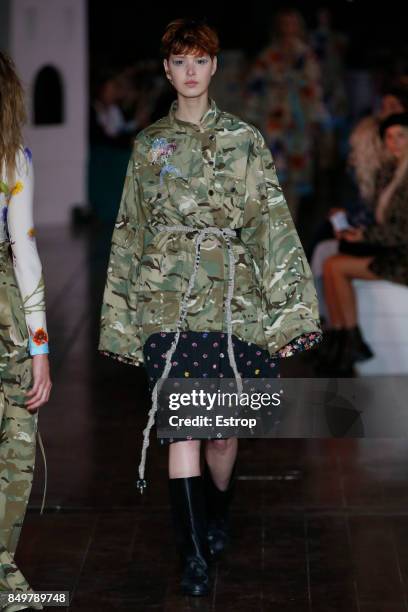 Model walks the runway at the Natasha Zinko show during London Fashion Week September 2017 on September 19, 2017 in London, England.