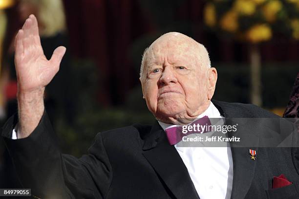 Actor Mickey Rooney arrives at the 81st Annual Academy Awards held at The Kodak Theatre on February 22, 2009 in Hollywood, California.