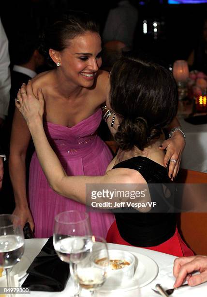Actress Natalie Portman and actress Rachel Weisz attend the 2009 Vanity Fair Oscar party hosted by Graydon Carter at the Sunset Tower Hotel on...
