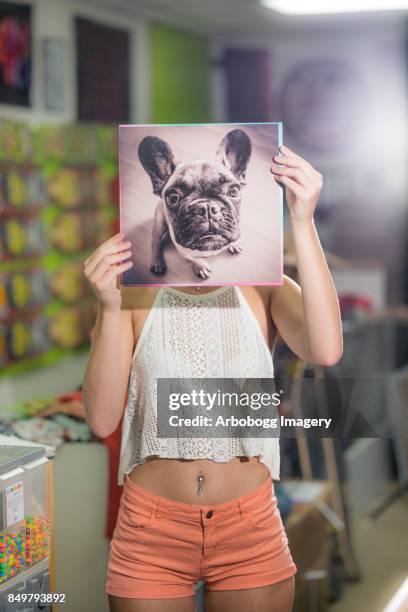 Rapper Dog Photos and Premium High Res Pictures - Getty Images