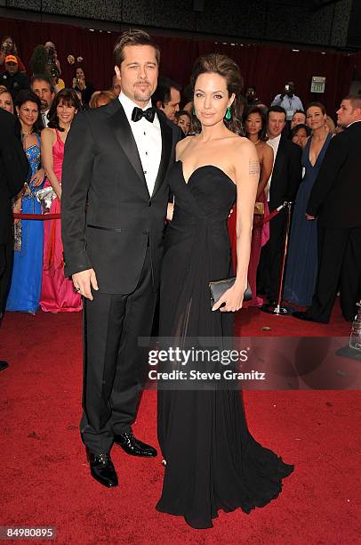 Actors Brad Pitt and Angelina Jolie arrive at the 81st Annual Academy Awards held at The Kodak Theatre on February 22, 2009 in Hollywood, California.