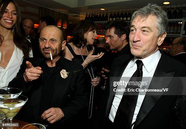 Actros Joe Pesci and Robert De Niro attend the 2009 Vanity Fair Oscar party hosted by Graydon Carter at the Sunset Tower Hotel on February 22, 2009...