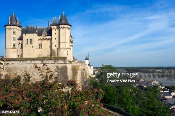 The Chateau de Saumur overlooking the River Loire and viwes of the city with Cessart bridge, Maine-et-Loire, Pays de la Loire, France, Europe..