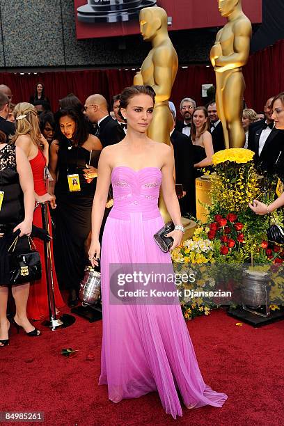 Actress Natalie Portman arrives at the 81st Annual Academy Awards held at Kodak Theatre on February 22, 2009 in Los Angeles, California.