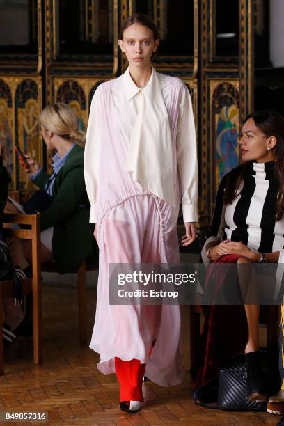 Model walks the runway at the Sharon Wauchob show during London Fashion Week September 2017 on September 19, 2017 in London, England.