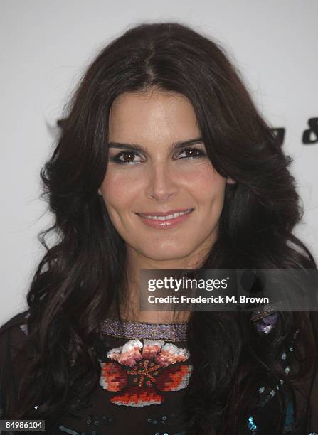 Actress Angie Harmon arrives at the 17th Annual Elton John AIDS Foundation's Academy Award Viewing Party held at the Pacific Design Center on...