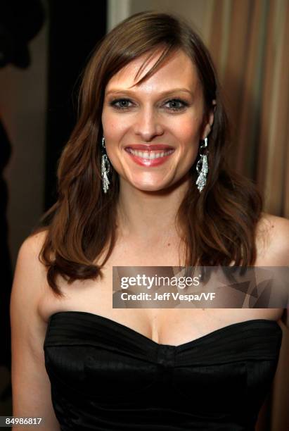 Actress Vinessa Shaw attends the 2009 Vanity Fair Oscar party hosted by Graydon Carter at the Sunset Tower Hotel on February 22, 2009 in West...