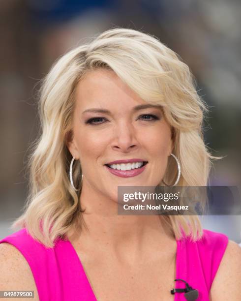 Megyn Kelly visits "Extra" at Universal Studios Hollywood on September 19, 2017 in Universal City, California.
