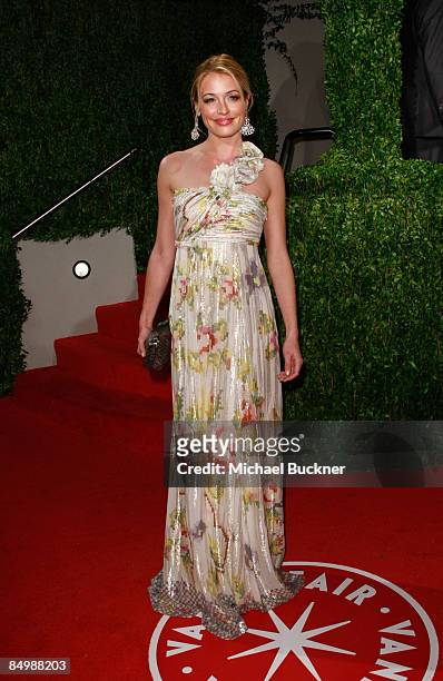 Personality Cat Deeley arrives at the 2009 Vanity Fair Oscar Party hosted by Graydon Carter held at the Sunset Tower on February 22, 2009 in West...