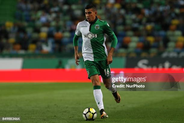 Sportings midfielder Rodrigo Battaglia from Argentina during the Portuguese Cup 2017/18 match between Sporting CP v CS Maritimo, at Alvalade Stadium...