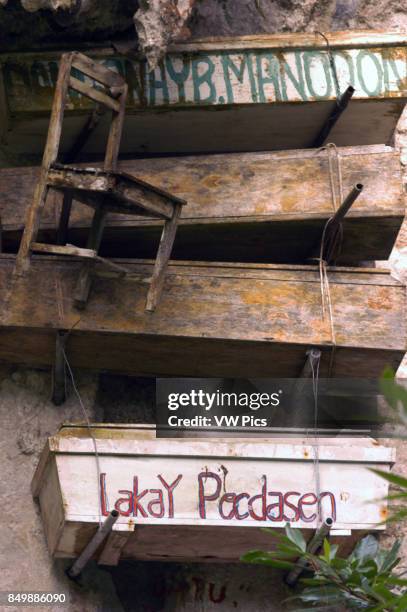 Hanging coffins. Echo Valley. Sagada.