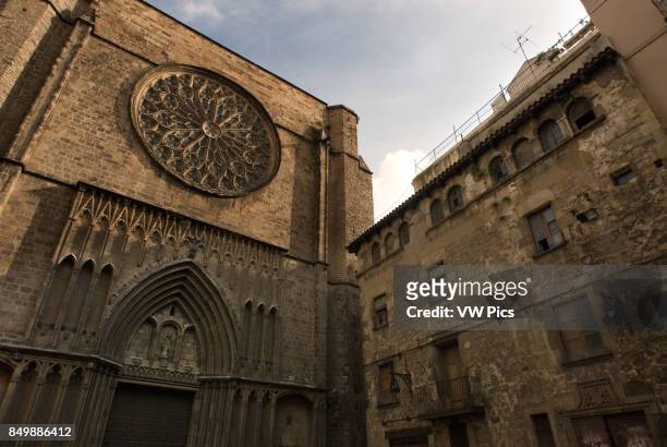 Spain, Catalonia, Barcelona, Placa del Pi next to Santa Maria del Pi church. In the Middle Ages, Barcelona became the Ciutat Comtal and its political...