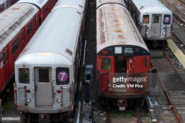 New York, Old tracks and wagons subway in Flushing Meadow. The 7 Flushing Local and Flushing Express are two rapid transit services in the A Division...