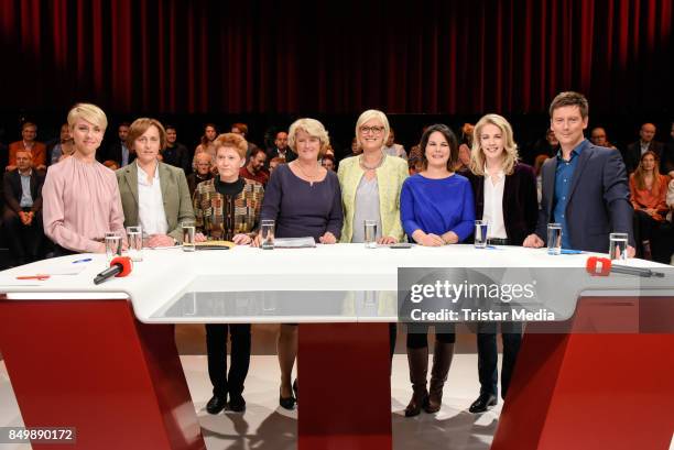 Petra Pau, Monika Gruetters, Dagmar Ziegler, Annalena Baerbock, Linda Teuteberg and Sascha Hingst during the live TV program 'Ihre Wahl - 6 Frauen...