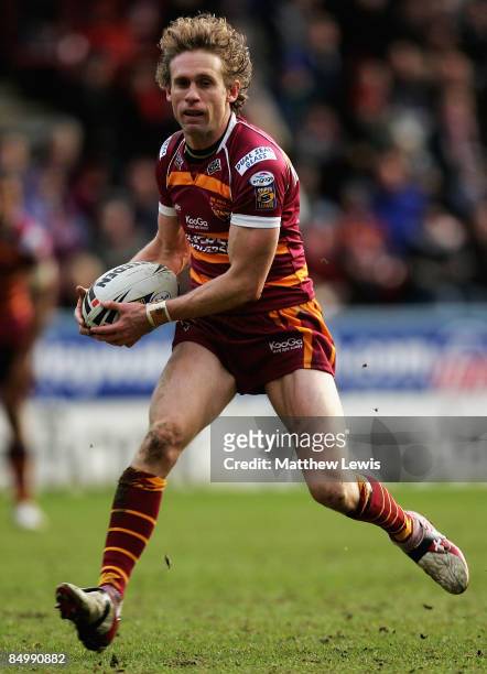 Brett Hodgson of Huddersfield Giants in action during the engage Super League match between Huddersfield Giants and St.Helens at the Galpharm Stadium...