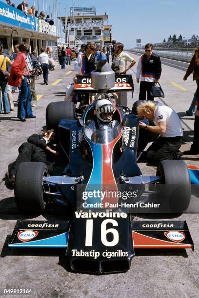Tom Pryce Racing 1,070 Tom Pryce Stock Photos, High-Res Pictures, and Images - Getty Images