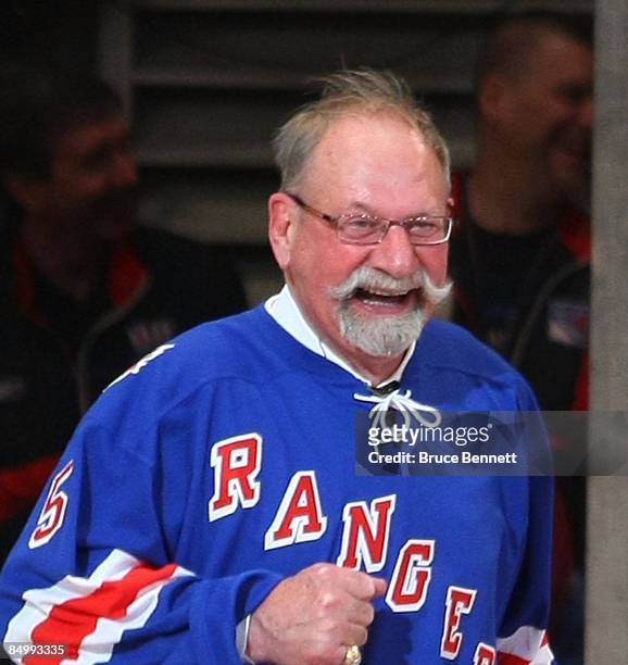Former New York Ranger Eddie Shack attends the ceremony honoring Andy Bathgate and Harry Howell prior to the game between the Toronto Maple Leafs and...