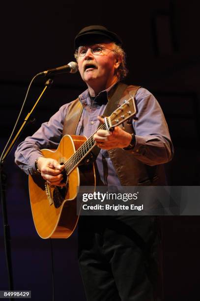 Tom Paxton performs at Cadogan Hall on February 23, 2009 in London, England.