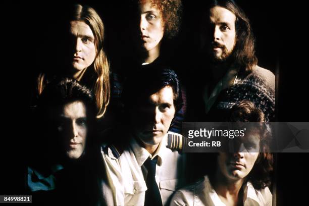 Photo of Phil MANZANERA and Eddie JOBSON and Paul THOMPSON and ROXY MUSIC and Bryan FERRY and Andy MacKAY, L-R : Paul Thompson, Eddie Jobson, Phil...