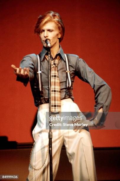 Photo of David BOWIE, performing live onstage on Philly Dogs Tour