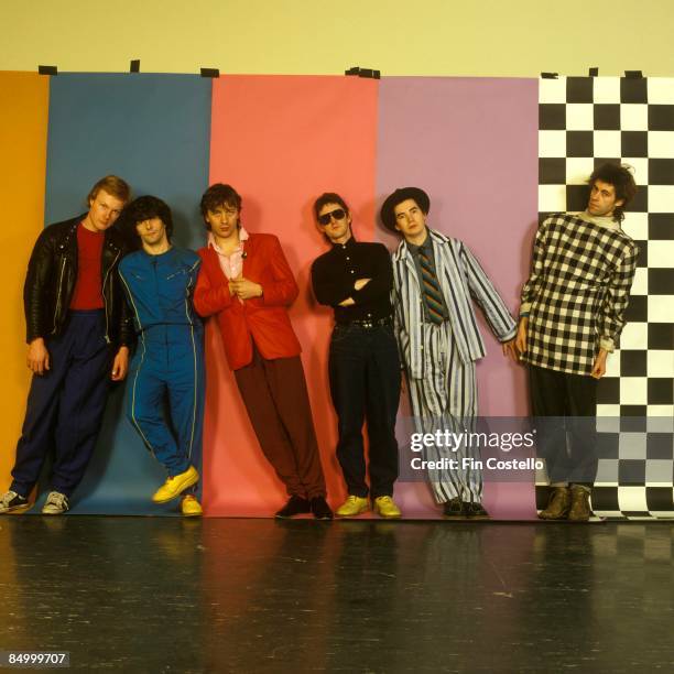 Photo of BOOMTOWN RATS and Garry ROBERTS and Gerry COTT and Johnnie FINGERS and Simon CROWE and Pete BRIQUETTE and Bob GELDOF; Posed studio group...