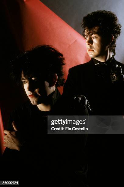 Tolhurst Robert Smith Of The Cure Posed Studio Portrait 1983 Photos and Premium ...