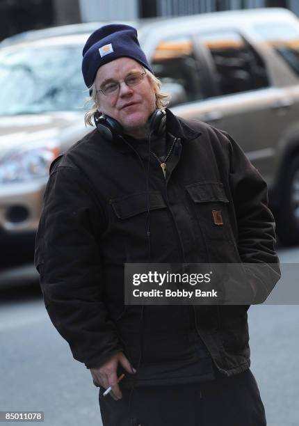 Director/Actor Philip Seymour Hoffman on location for "Jack Goes Boating" on the streets of Manhattan on February 23, 2009 in New York City.