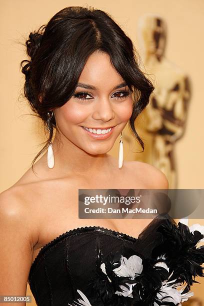 Actress Vanessa Hudgens arrives at the 81st Academy Awards at The Kodak Theatre on February 22, 2009 in Hollywood, California.