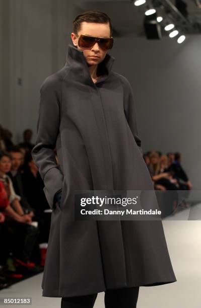 Model walks the runway at the Osman Yousefzada show at London Fashion Week Autumn/Winter 2009 at The Science Museum on February 24, 2009 in London,...