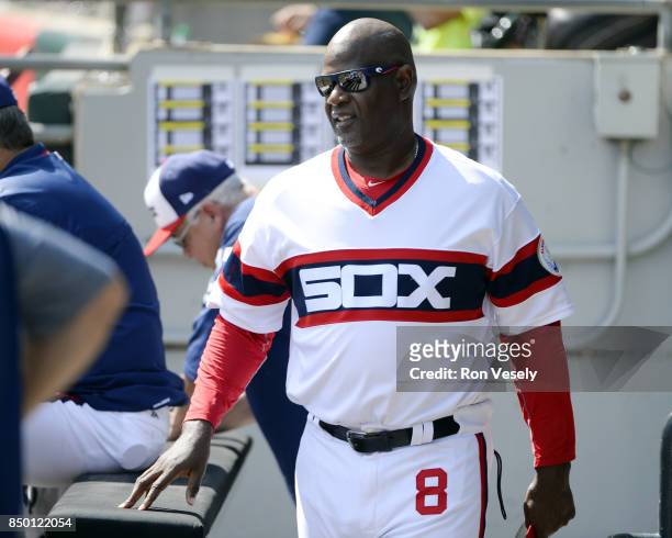 chicago-first-base-coach-daryl-boston-of