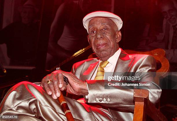 Singer Reynaldo Creagh, member of the legendary Cuban music band 'Buena Vista Social Club' poses on stage of Prinzregenten theatre on February 24,...